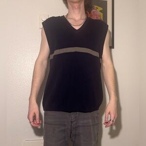Great Northwest Clothing Company Black V-Neck Sleeveless Knit with Gray Stripe